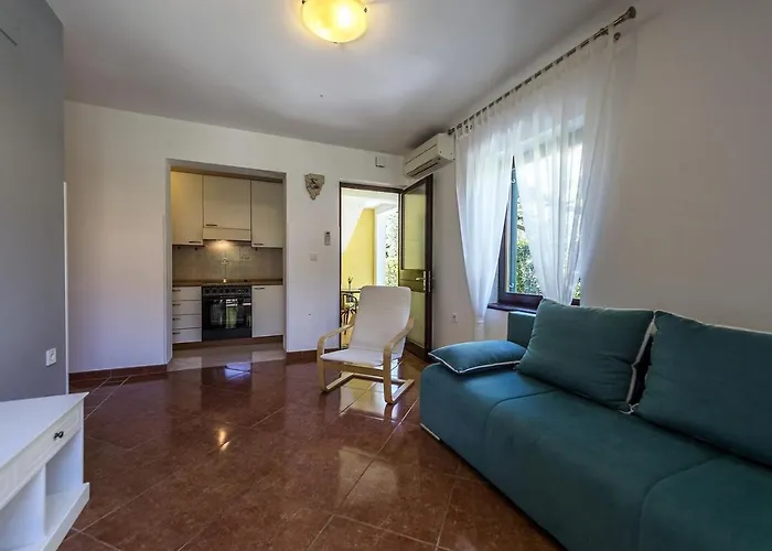 Vila Spacious Three-bedroom Balun With Pool